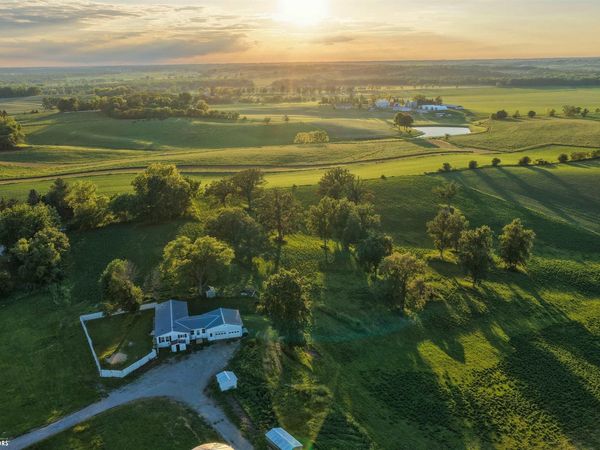 2502 Highway 1 SW, Iowa City, IA 52246