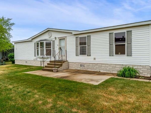 2231 BLOSSOM Lane , Belvidere, IL 61008