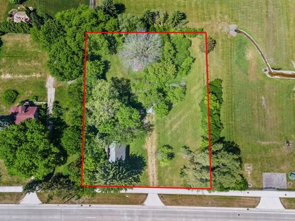42021 Dequindre Road , Troy, MI 48085
