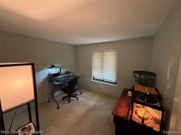 16974 Kingsbrooke Drive , Clinton Twp, MI 48038