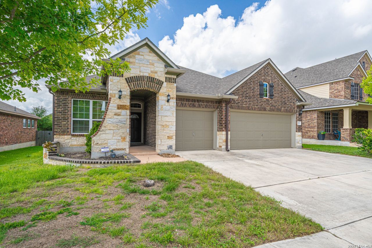1022 Ranch Fls, San Antonio, TX 78245 Main Photo