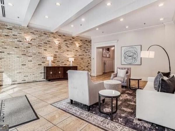 2255 Peachtree Road NE, Unit 820, Atlanta, GA 30308