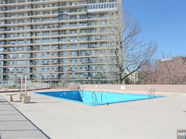 6040 Boulevard E 5D, Unit 5D, WEST NEW YORK, NJ 07093
