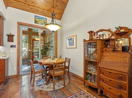 305 Mountain View Road, Calpine, CA 96124 Photo