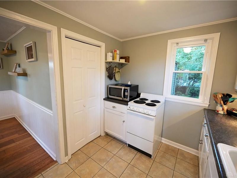 2938 Glenmore Avenue, Kettering, OH 45409 Photo 8