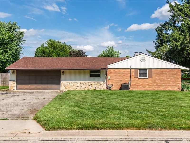 77 Lammers Avenue, Washington Township, OH 45459 Photo 3