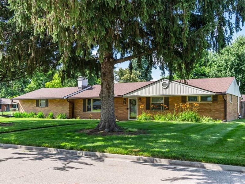 77 Lammers Avenue, Washington Township, OH 45459 Photo 4