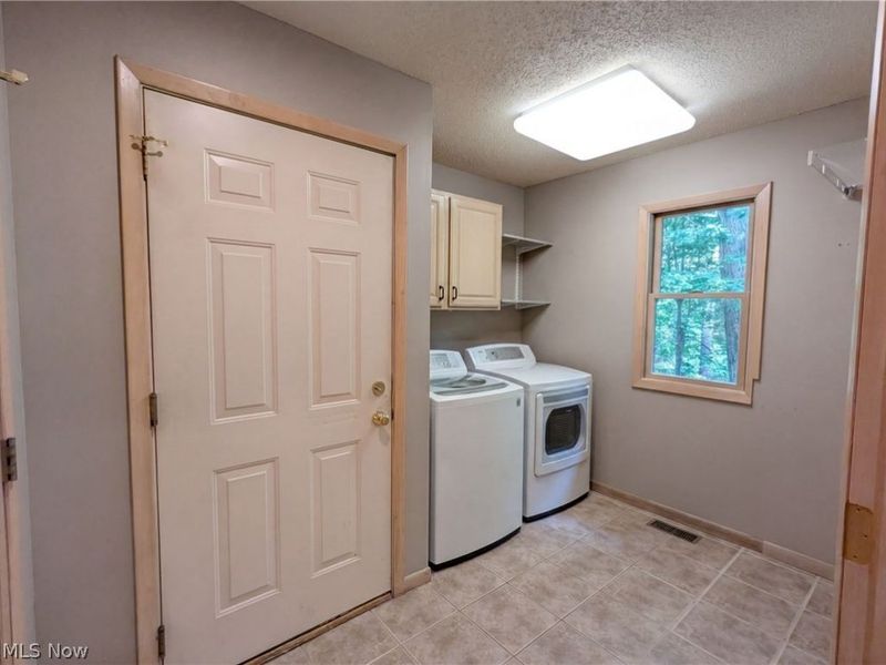 7550 James Drive, North Royalton, OH 44133 Photo 12