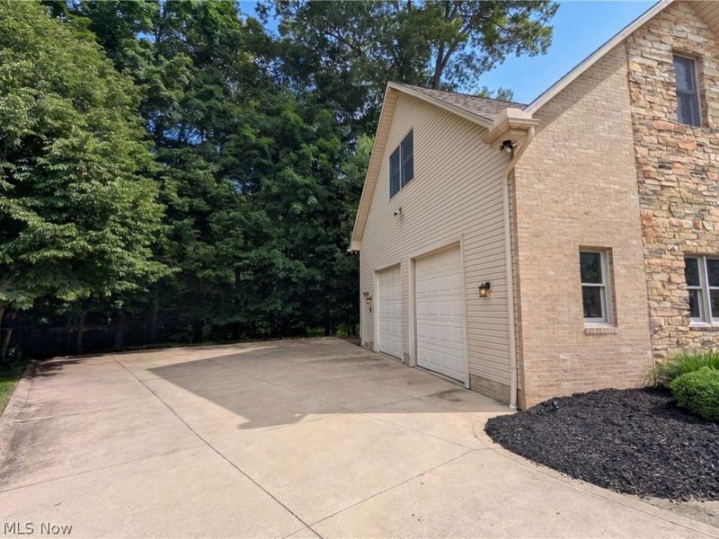 7550 James Drive, North Royalton, OH 44133 Photo 30