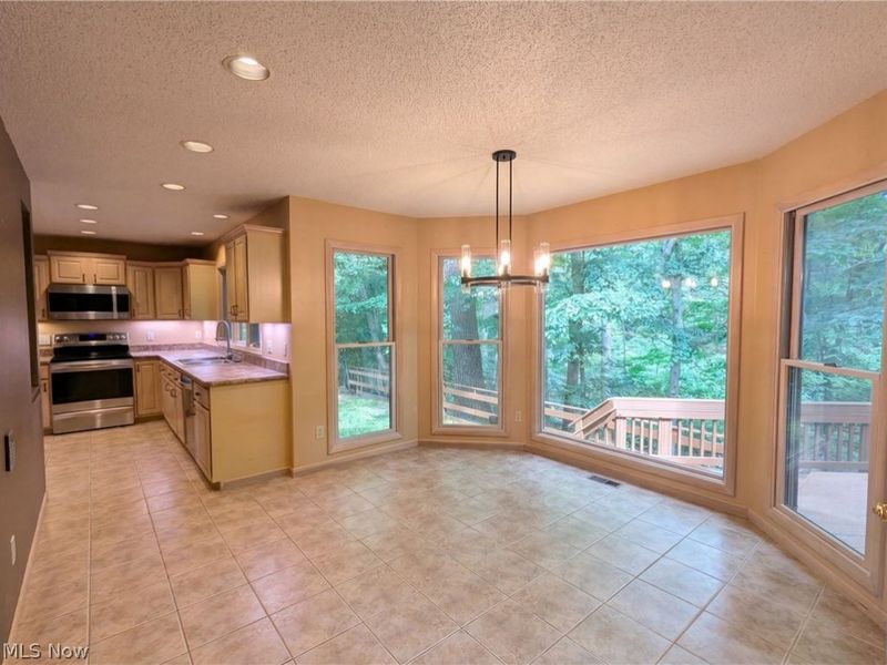 7550 James Drive, North Royalton, OH 44133 Photo 7