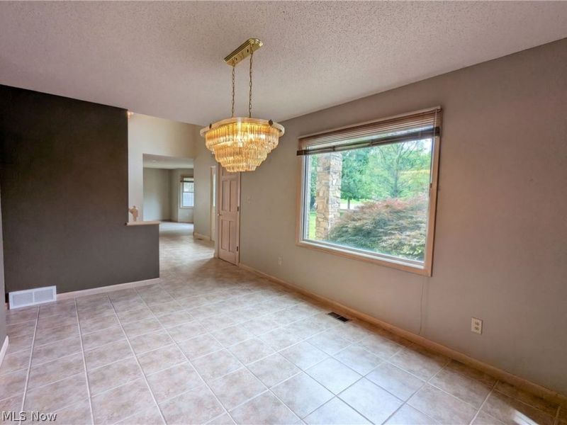 7550 James Drive, North Royalton, OH 44133 Photo 8