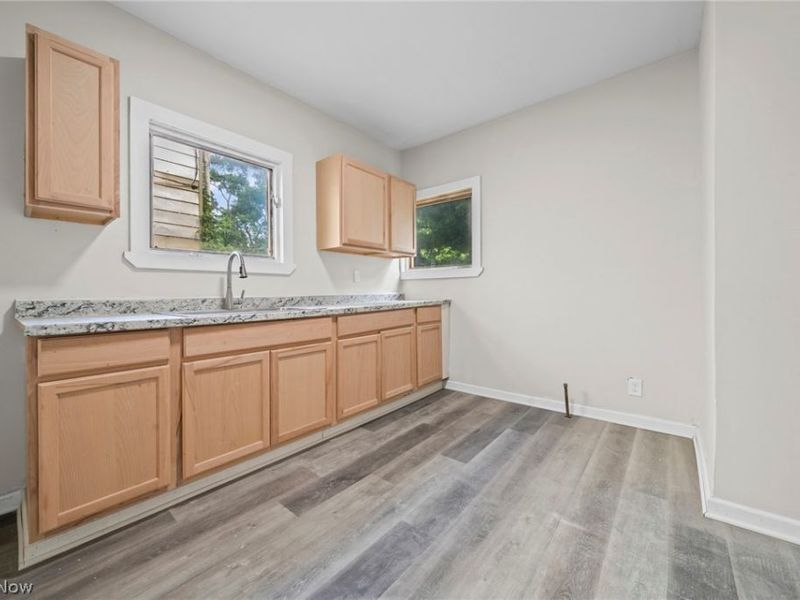 12617 Imperial Avenue, Cleveland, OH 44120 Photo 6