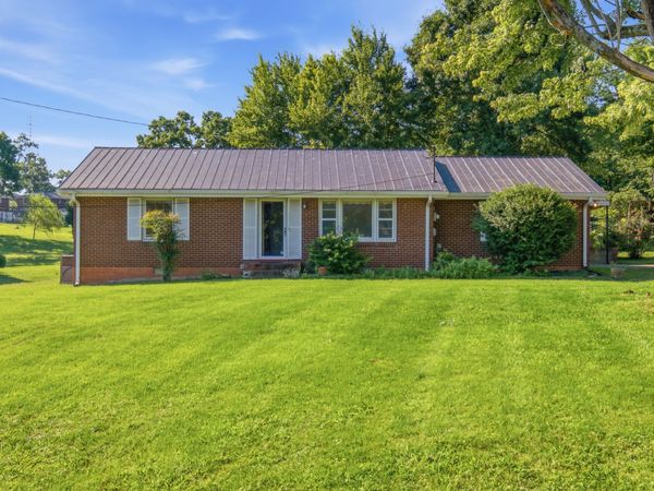 1948 Omohundro Dr , Nashville, TN 37210