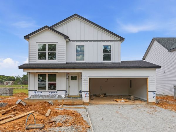2804 Brewster Dr , Clarksville, TN 37042