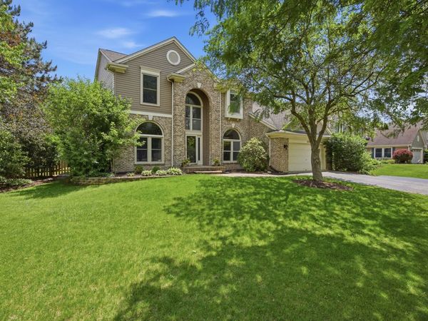1497 Lilac Drive , Crystal Lake, IL 60014
