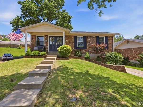 9616 Antonette Hills Drive, Affton, MO 63123