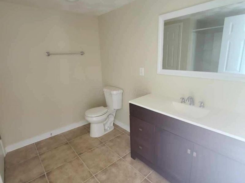 1150 E Temple Street, Washington Court House, OH 43160 Photo 3