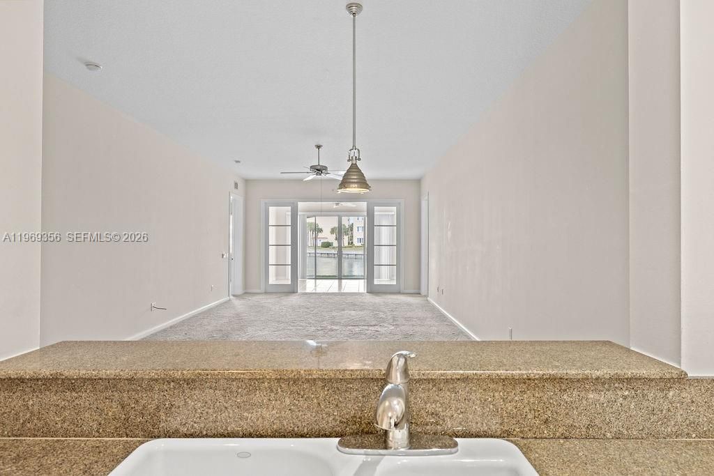 17 Harbour Isle Dr W , Unit 103, Fort Pierce, FL 34949 Photo