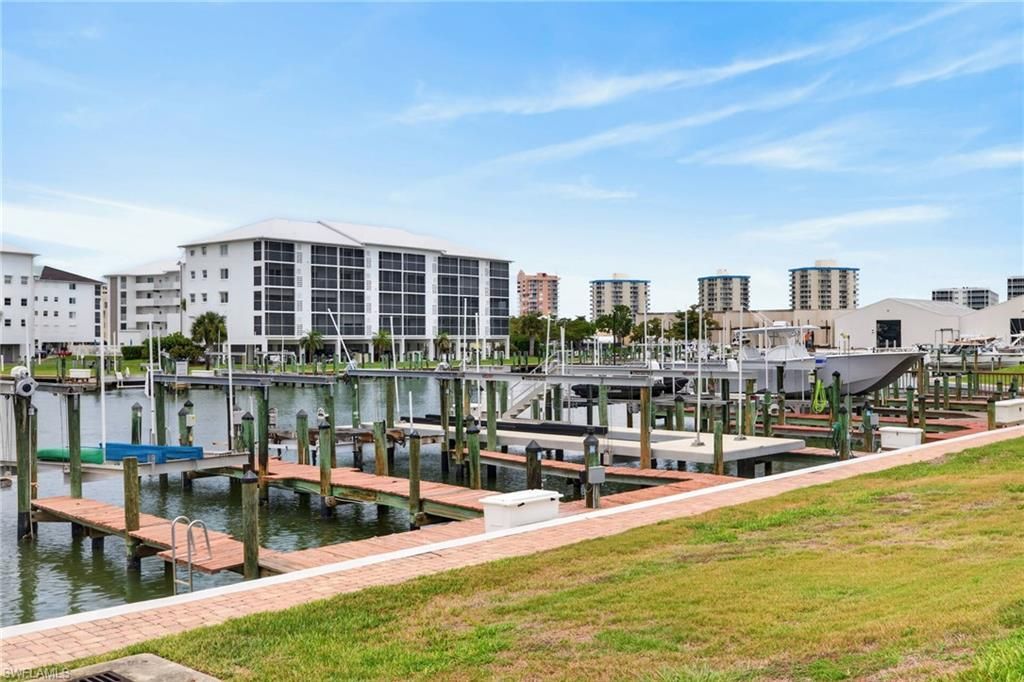 200 Lenell Rd, Unit 212, Fort Myers Beach, FL 33931 Photo