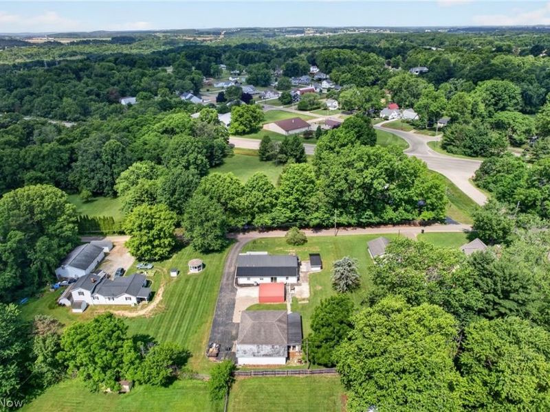 2480 Deerford Avenue SW, Massillon, OH 44647 Photo 5