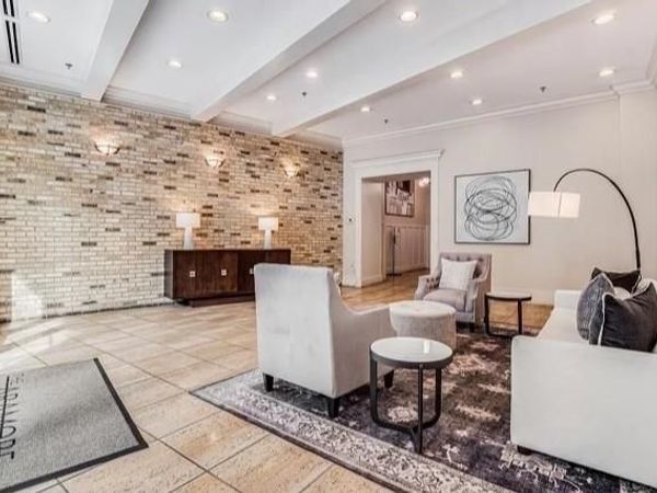 2255 Peachtree Road NE, Unit 820, Atlanta, GA 30308