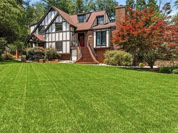 1581 Bentcreek Drive, Marietta, GA 30062