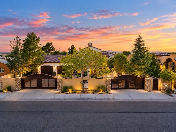 3723 Alamogordo Drive NW, Albuquerque, NM 87120