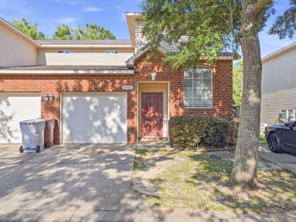 2168 Hadleigh Hills Court, Navarre, FL 32566