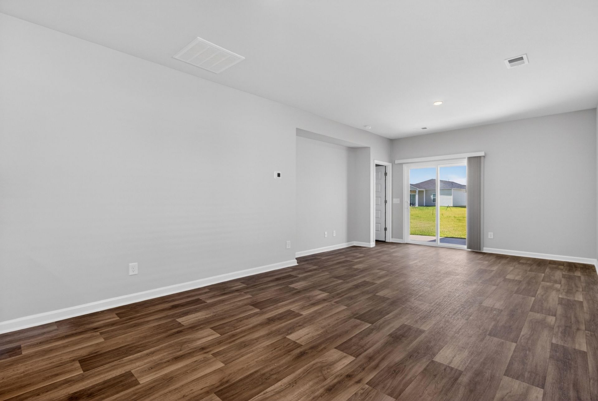 364 Pine Crest View Drive Photo 5
