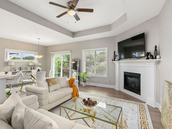 4429 Lower Beaver Road, Des Moines, IA 50310