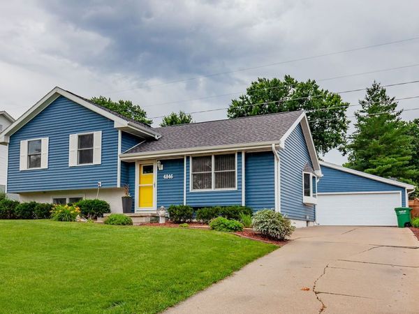 4846 Candlewick Drive, Norwalk, IA 50211