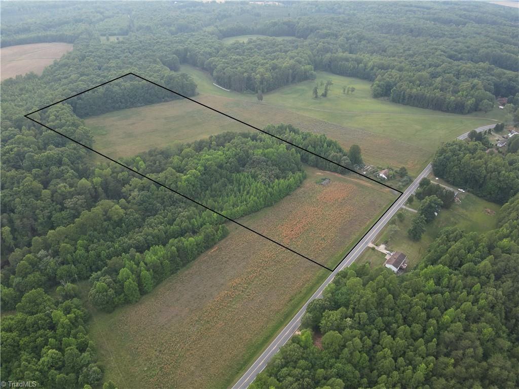 690 Goose Pond Road, Ruffin, NC 27326 Main Photo