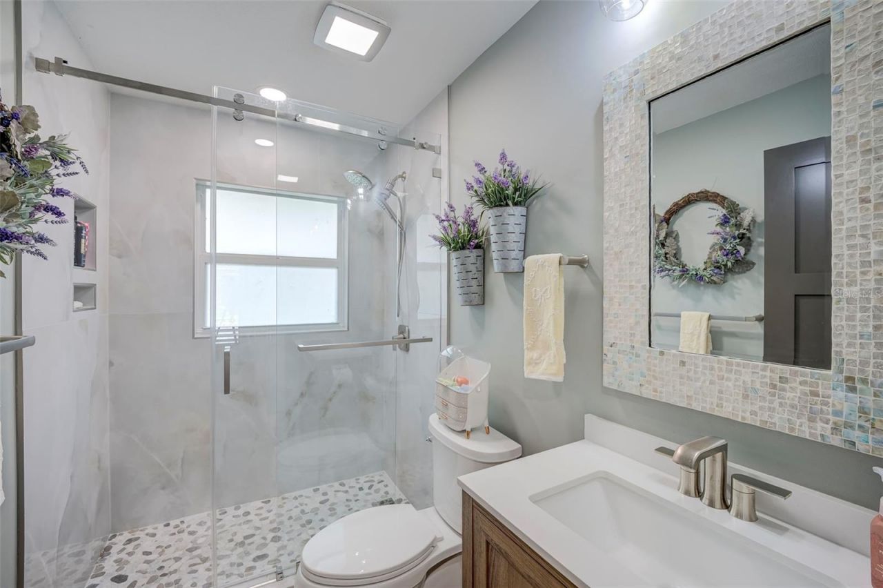 1820 SE 36th Terrace , Cape Coral, FL 33904 Photo