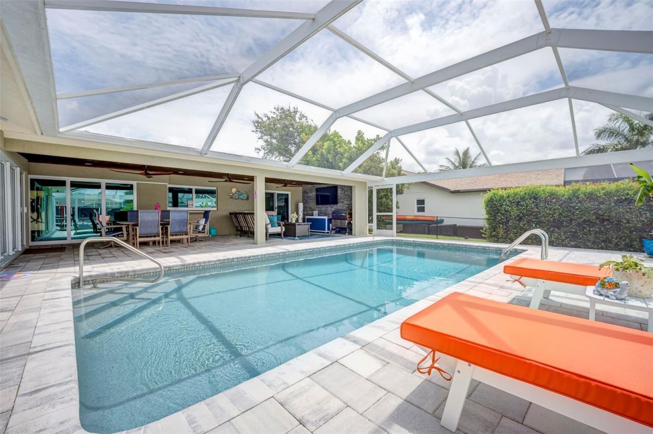 1820 SE 36th Terrace , Cape Coral, FL 33904 Photo
