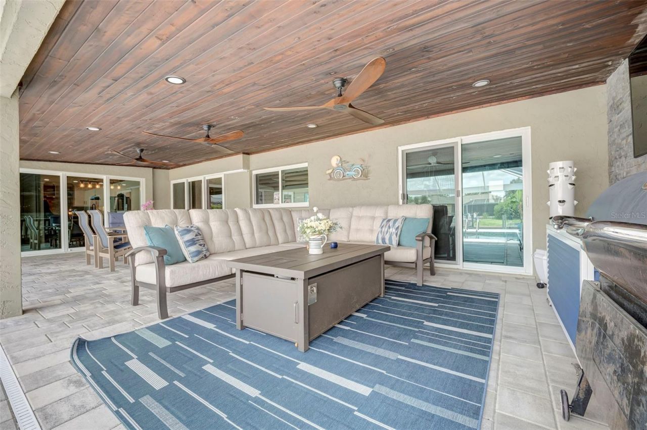 1820 SE 36th Terrace , Cape Coral, FL 33904 Photo