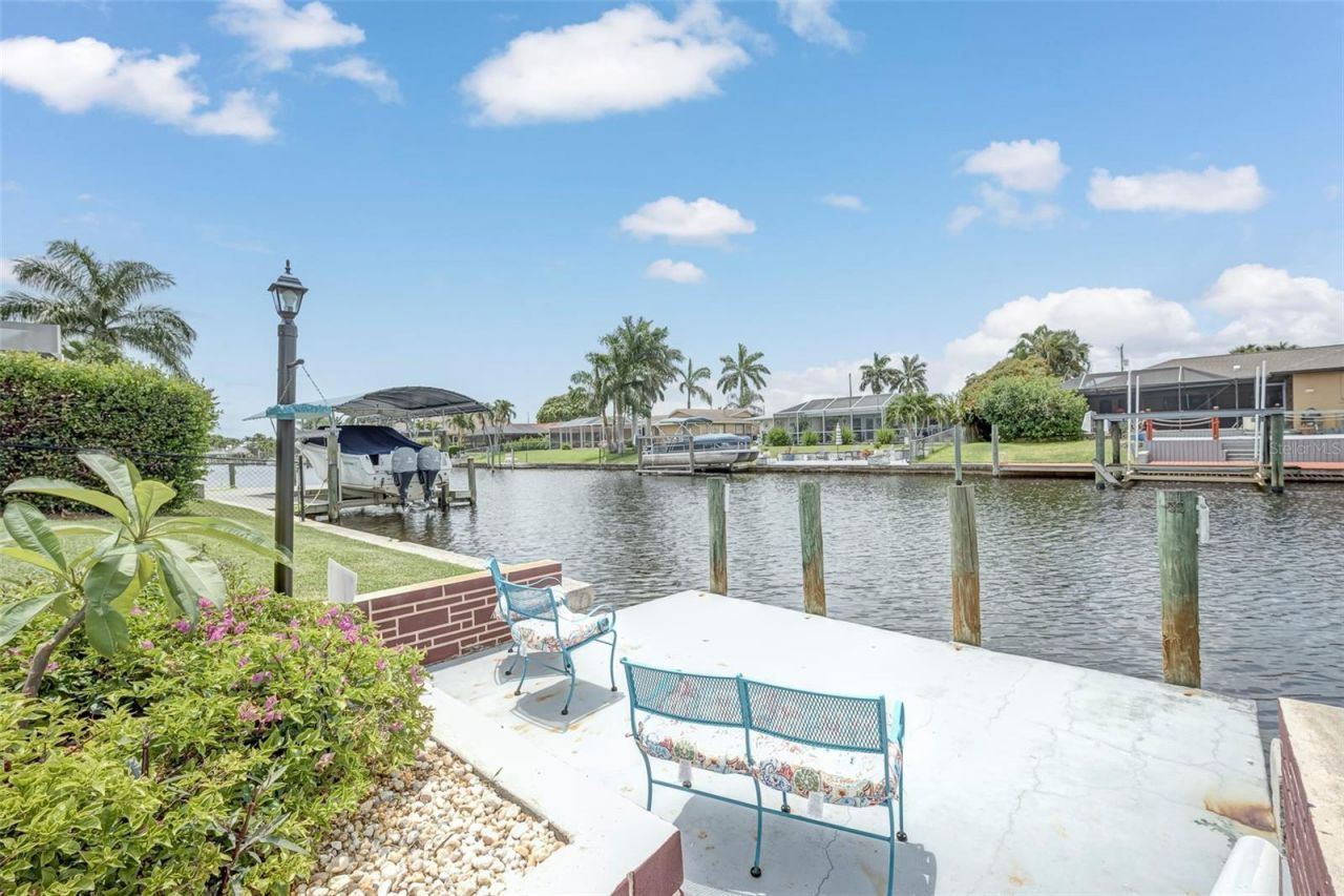 1820 SE 36th Terrace , Cape Coral, FL 33904 Photo