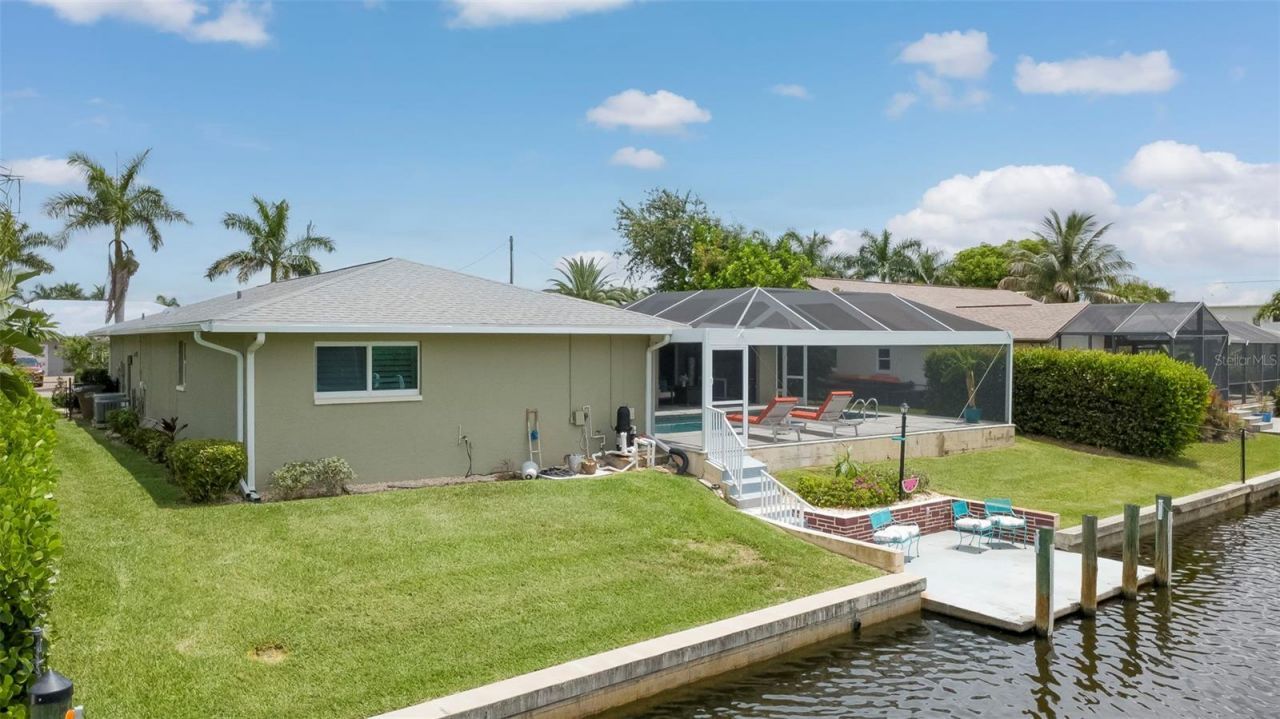 1820 SE 36th Terrace , Cape Coral, FL 33904 Photo