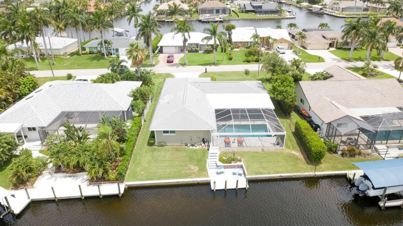 1820 SE 36th Terrace , Cape Coral, FL 33904 Photo