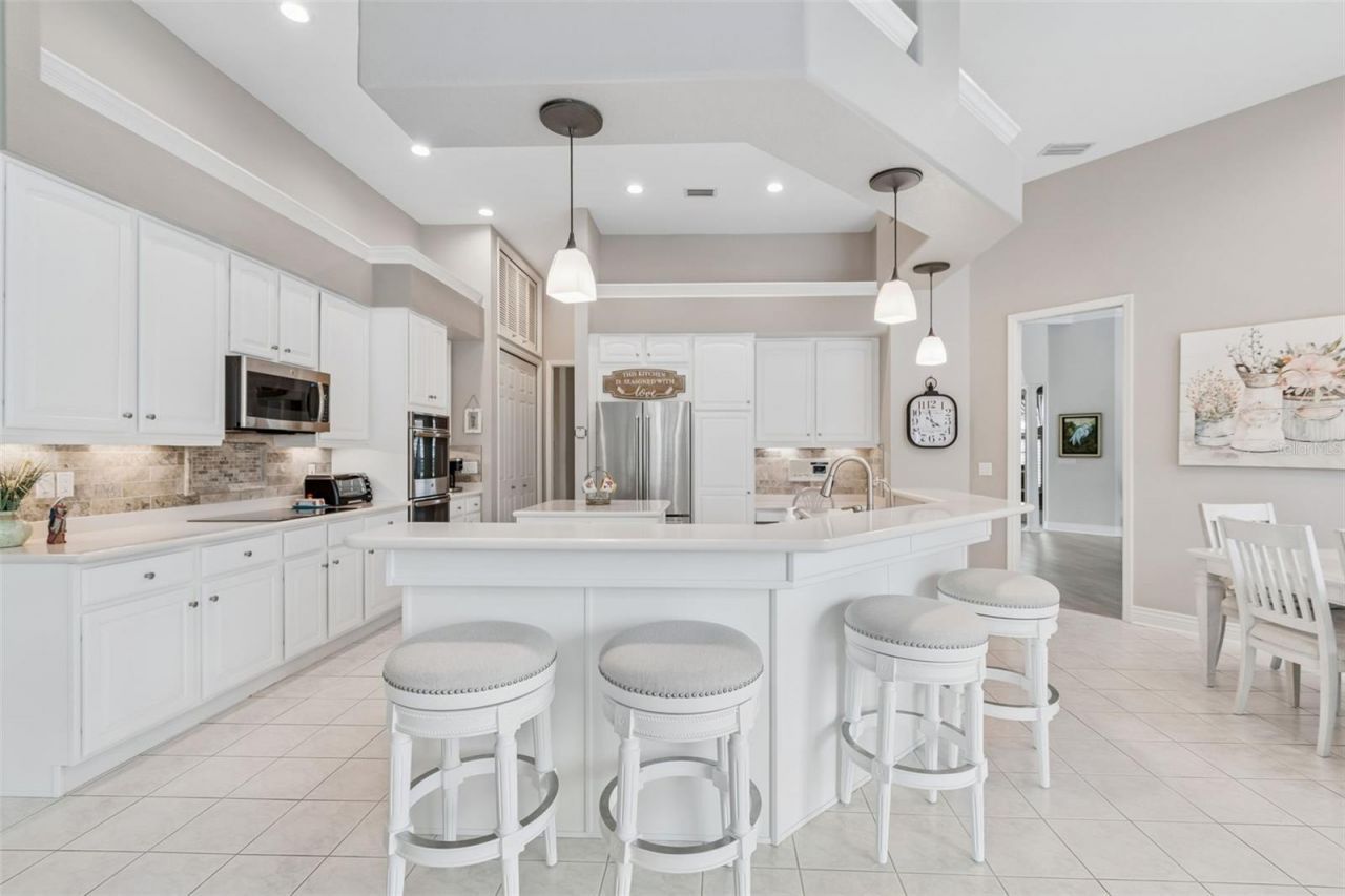 438 Tall Oak Trail , Tarpon Springs, FL 34688 Photo