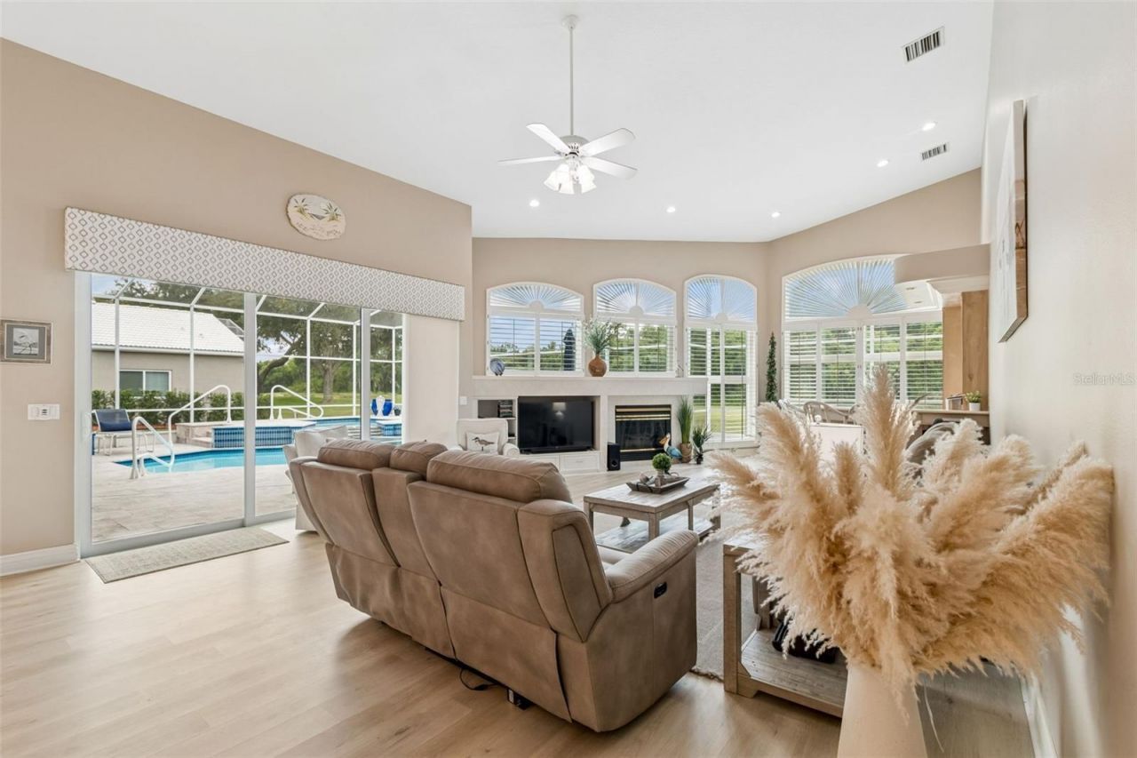 438 Tall Oak Trail , Tarpon Springs, FL 34688 Photo
