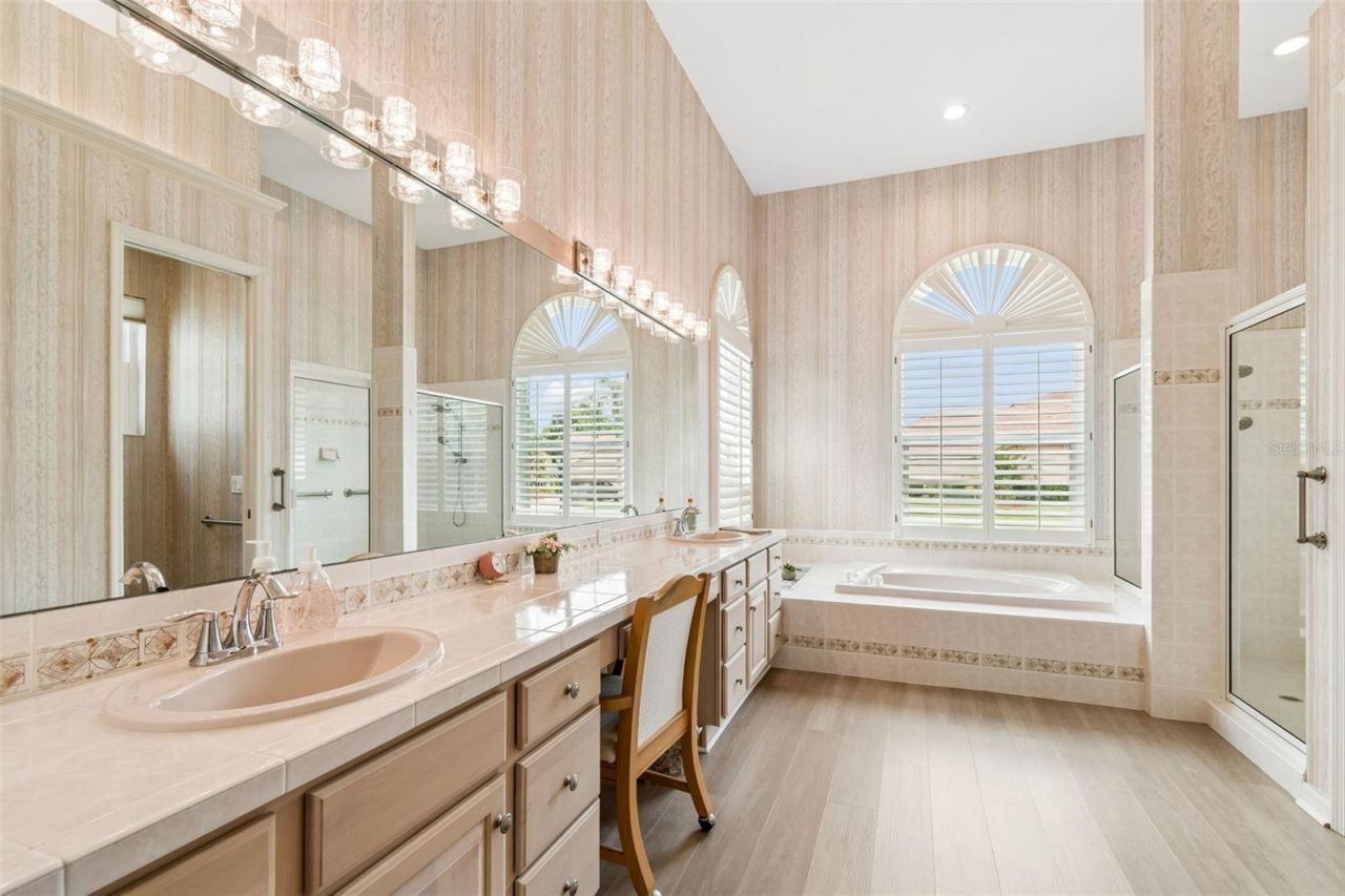 438 Tall Oak Trail , Tarpon Springs, FL 34688 Photo