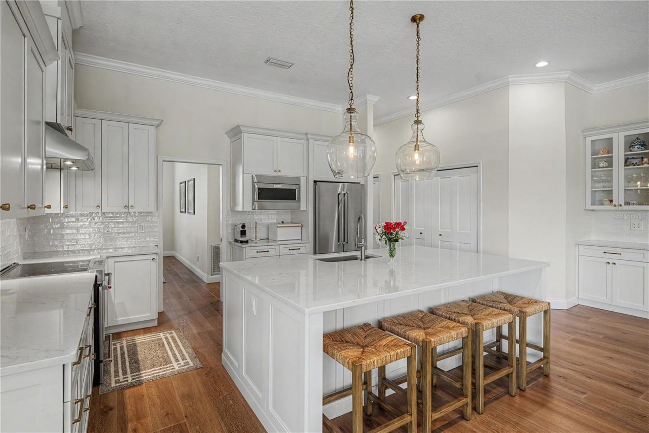 1319 Forestedge Boulevard, Oldsmar, FL 34677 Photo