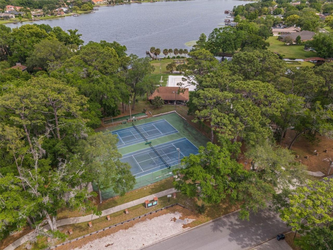 201 Live Oak Lane , Altamonte Springs, FL 32714 Photo