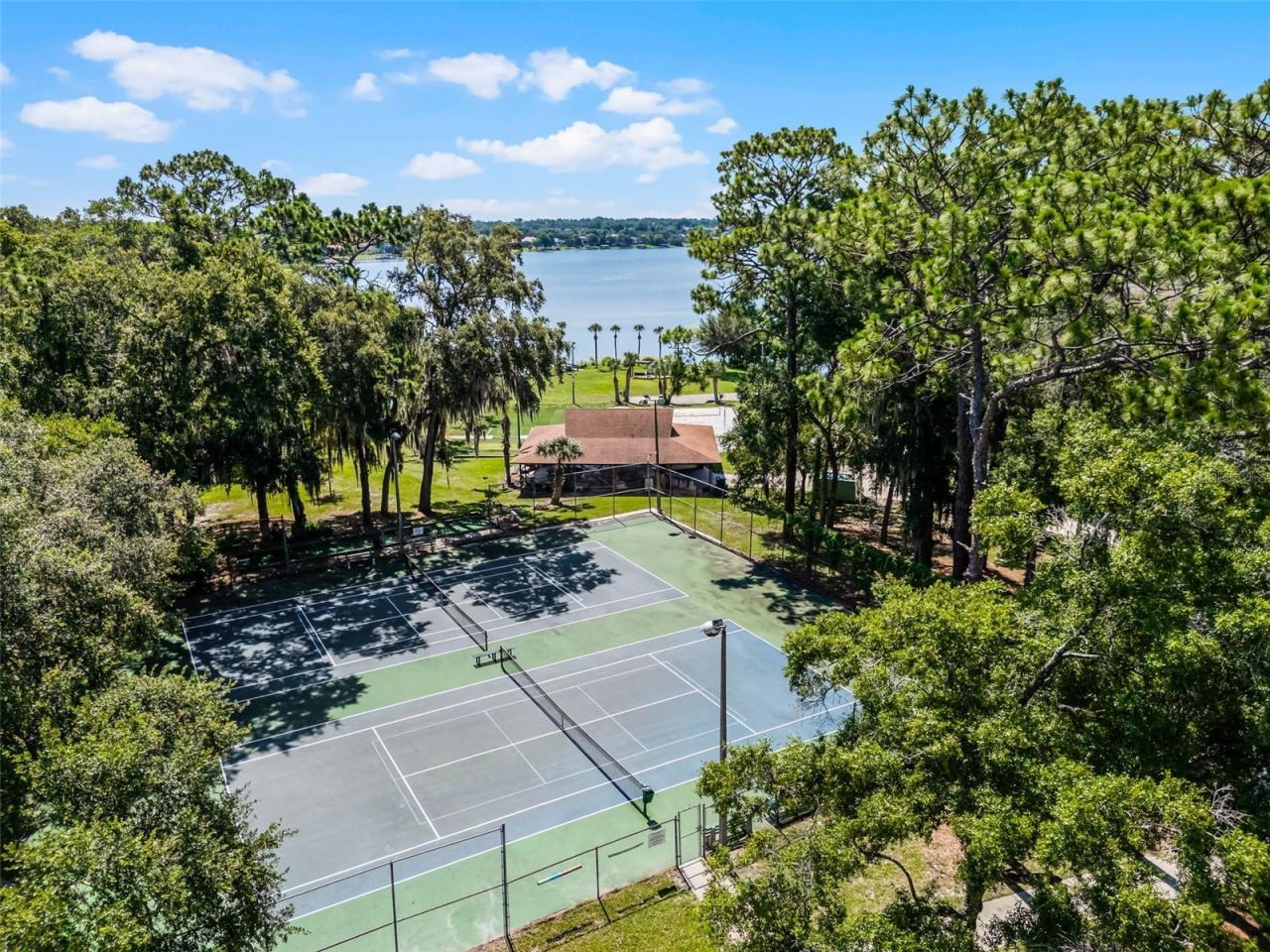 201 Live Oak Lane , Altamonte Springs, FL 32714 Photo