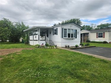 18 Meadowlark Drive, Avon, NY 14414
