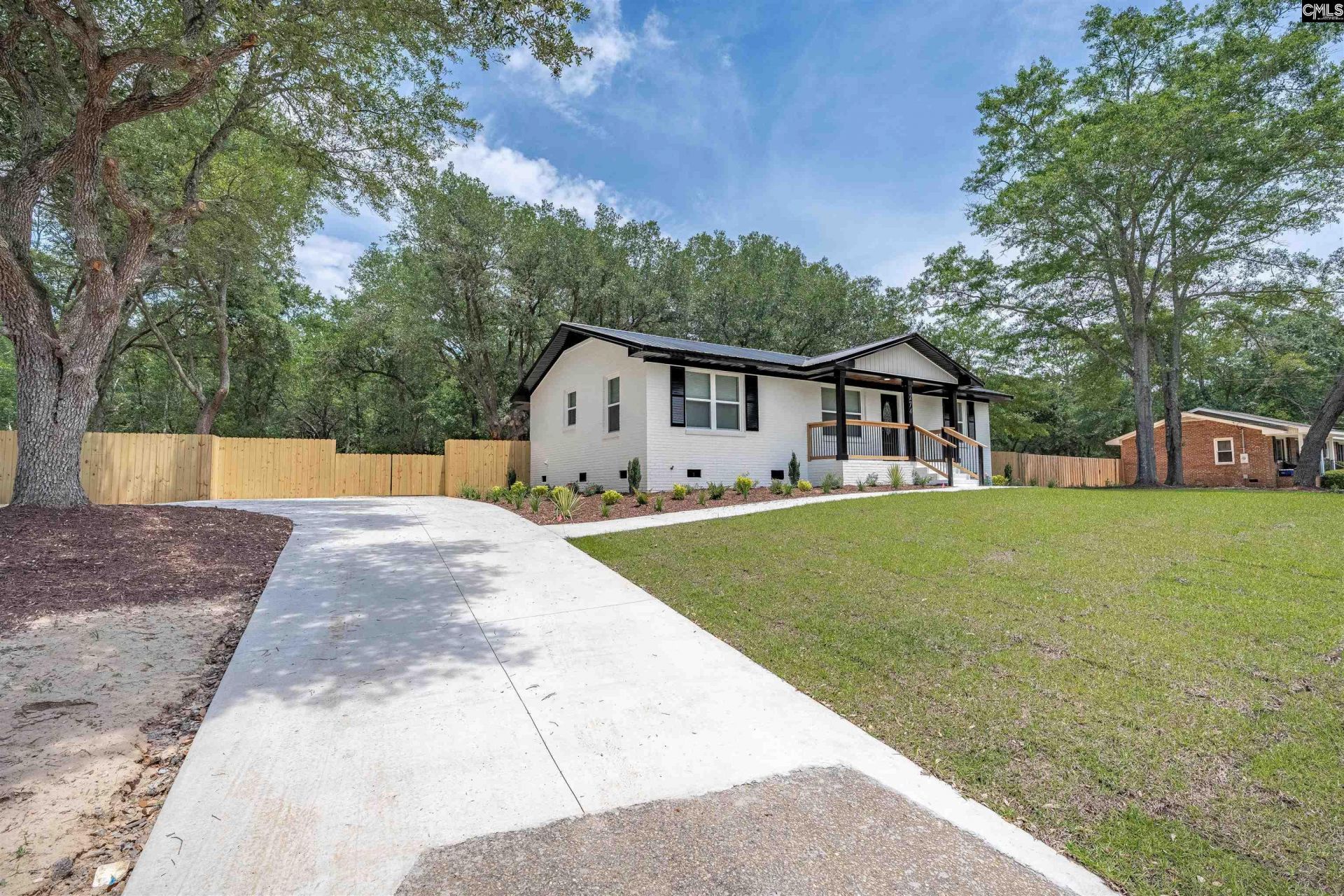 274 Swansea Road Photo 19