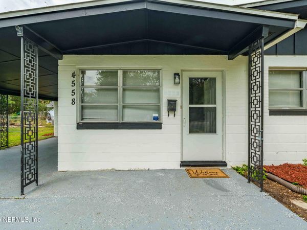 4558 DAUGHTRY Boulevard E, Jacksonville, FL 32210