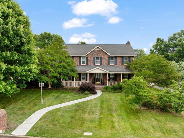 3310 Berkshire Circle, Johnson City, TN 37604