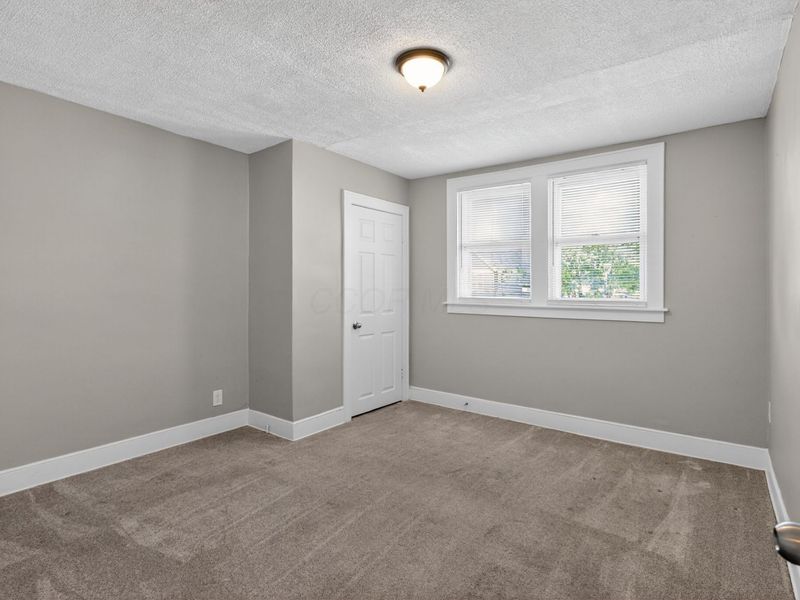 228 N Warren Avenue , Columbus, OH 43204 Photo 20