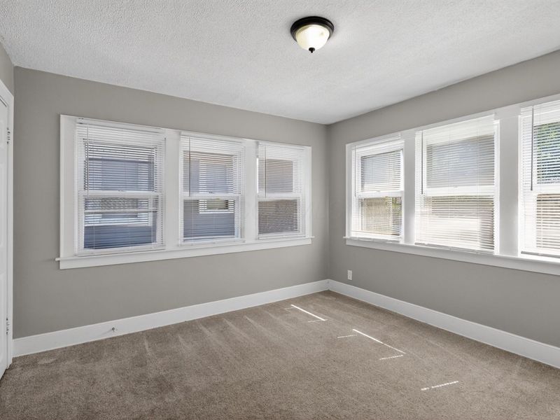 228 N Warren Avenue , Columbus, OH 43204 Photo 21